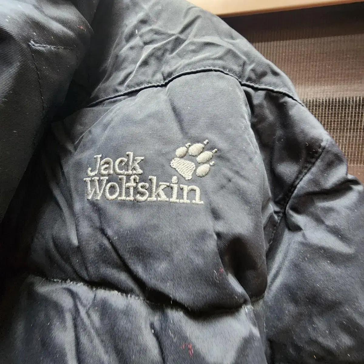 Jack Wolfskin 패딩 M        고07