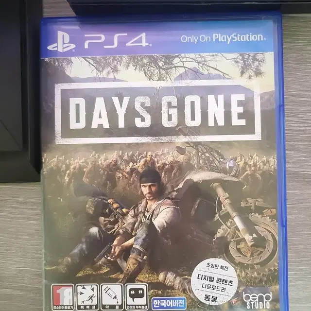 (DAYS GONE 포함)ps4 15만원에 판매합니다