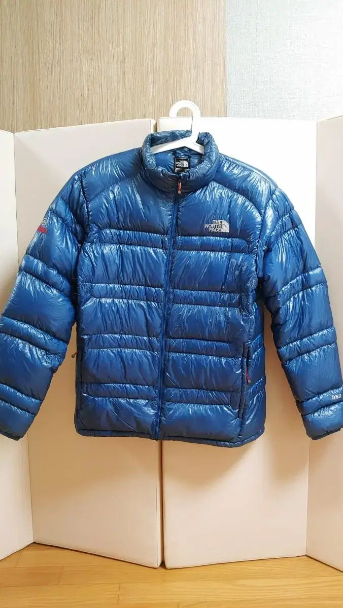 [XL] The North Face Summit Lightweight Padded Jumper Dark Blue423