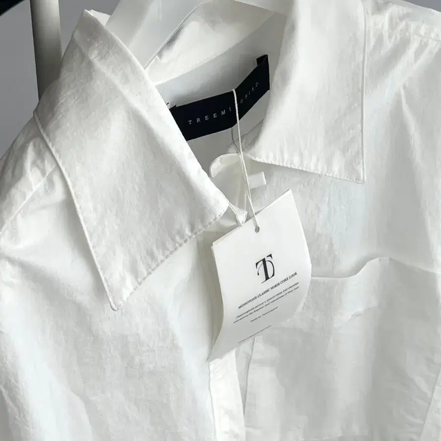 [새상품/트리밍버드] Layered Half Shirts White