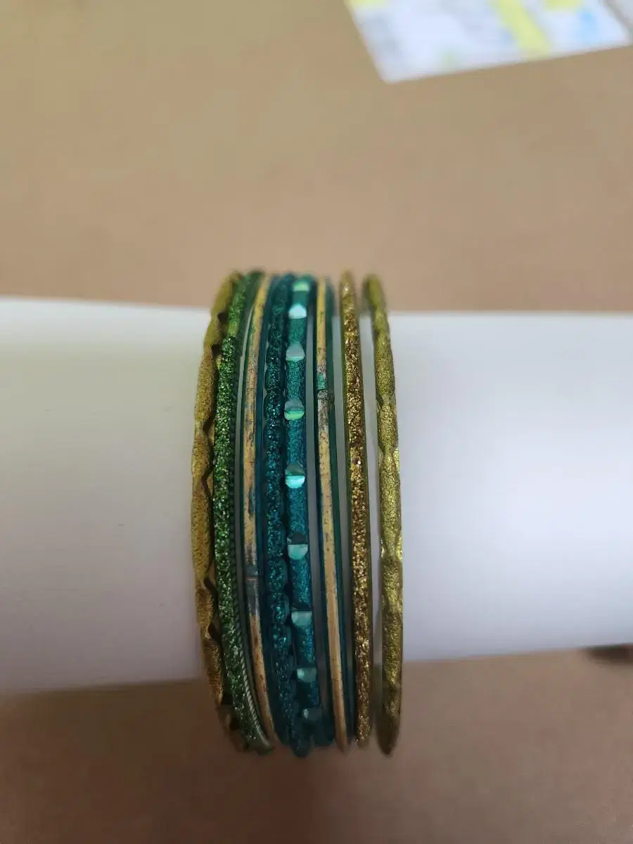 bangle bracelet