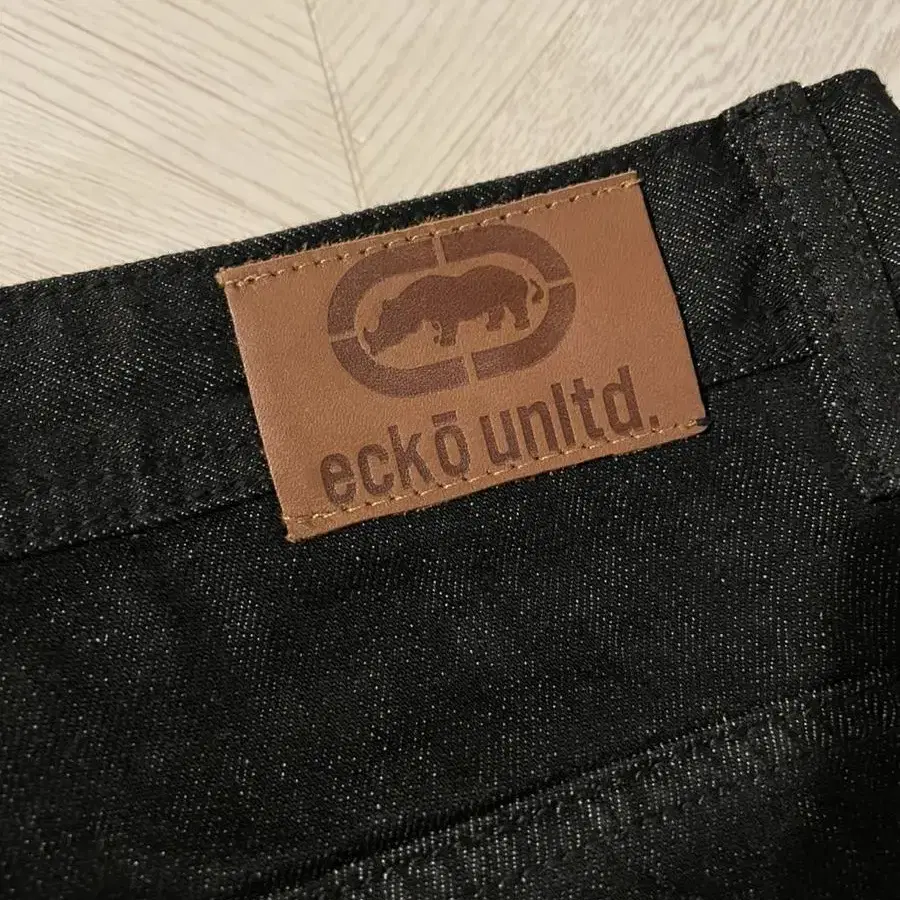 Ecko unltd 에코 언리밋 흑청 새제품