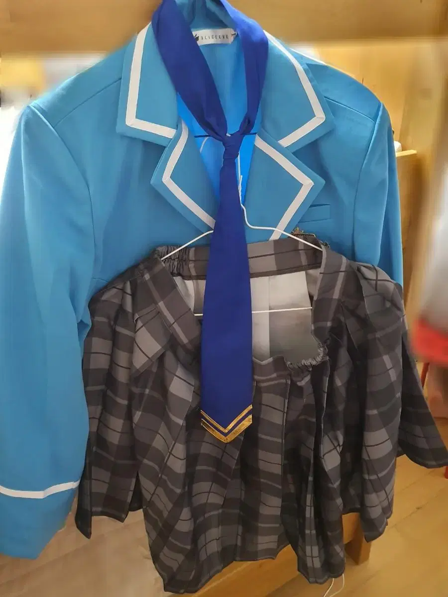 Alice Eve Yumenosaki 2nd Year Anzu Uniform (1 button missing)