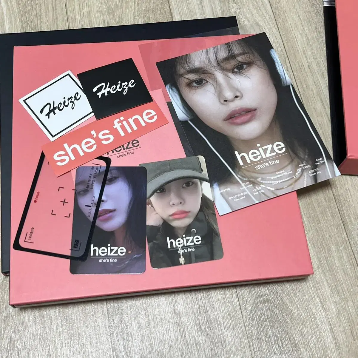 헤이즈 1집  SHE'S FINE