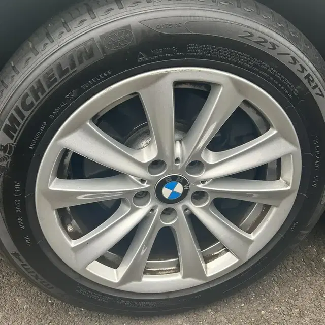 bmw 17인치 휠 타이어 한대분