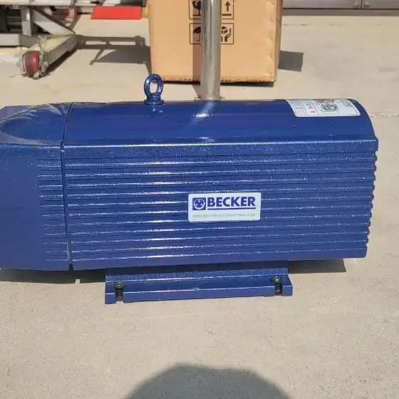 BECKER  VX4.40 진공펌프