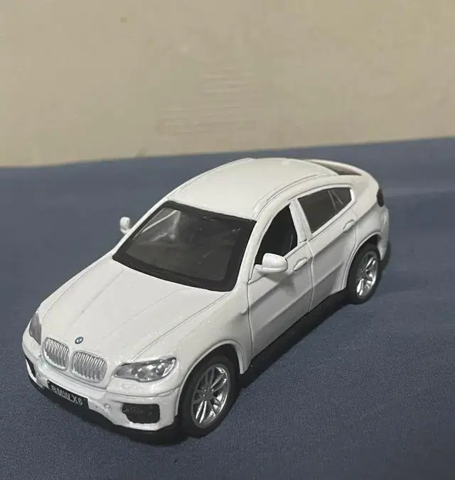 BMW X6 다이캐스트 피규어 모형 인테리어 소품 2