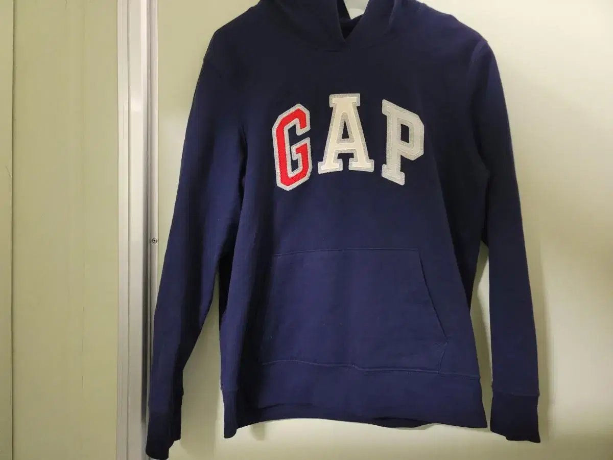 Gap Hoodie (gap) size M