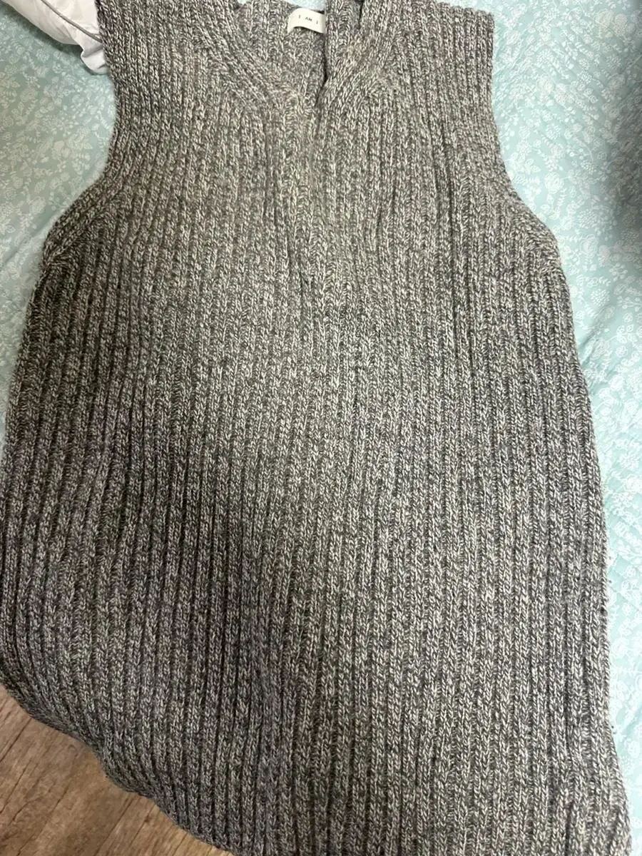 Men's vestknit