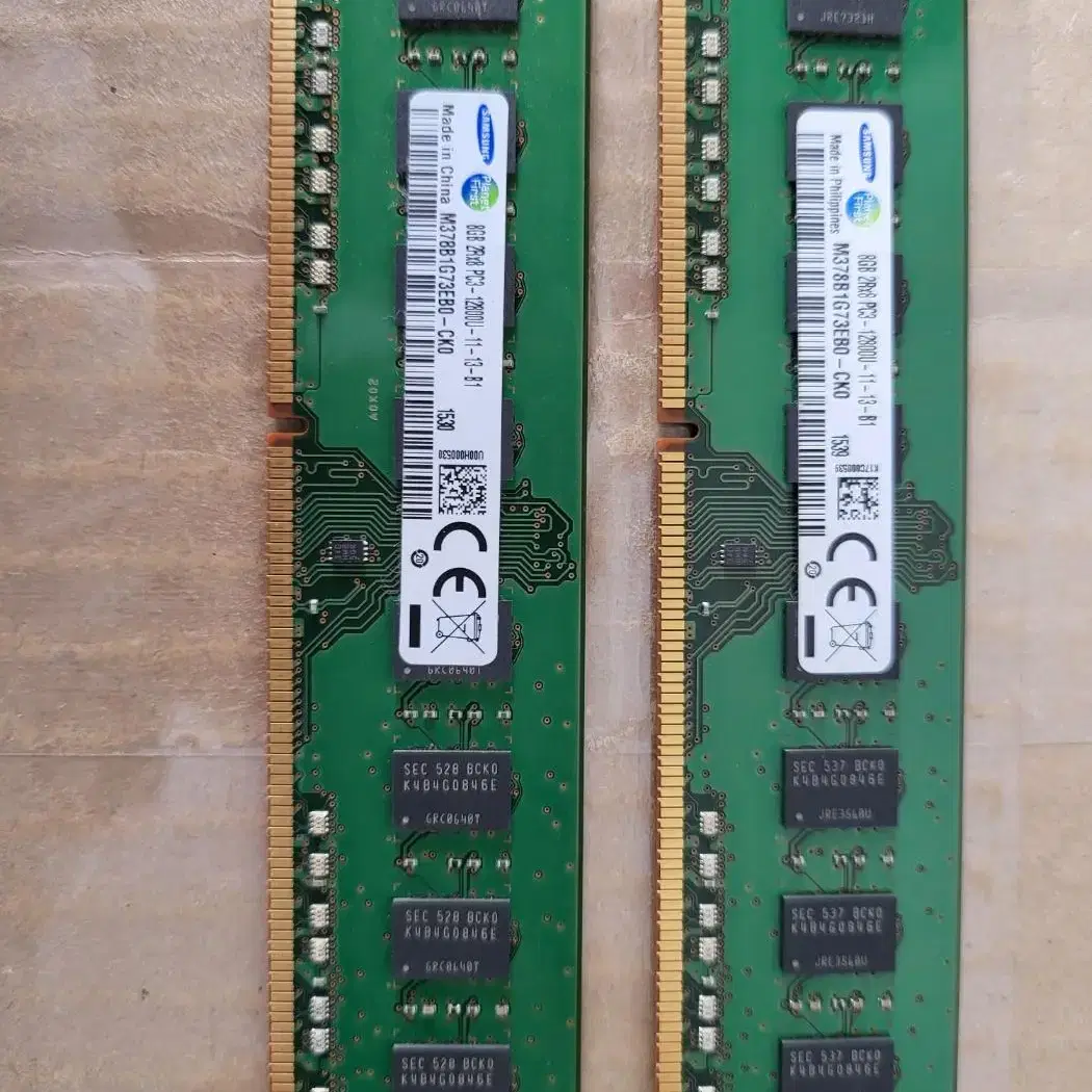 삼성 DDR3 8G 12800 싸게 판매합니다.