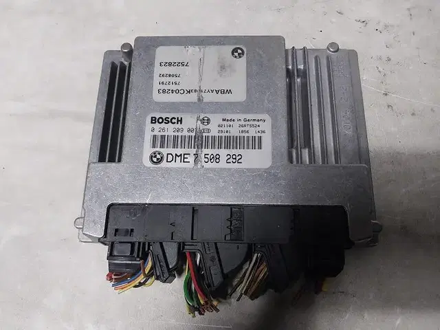 BMW E46 3시리즈 N42 DME 엔진 ECU 7508292