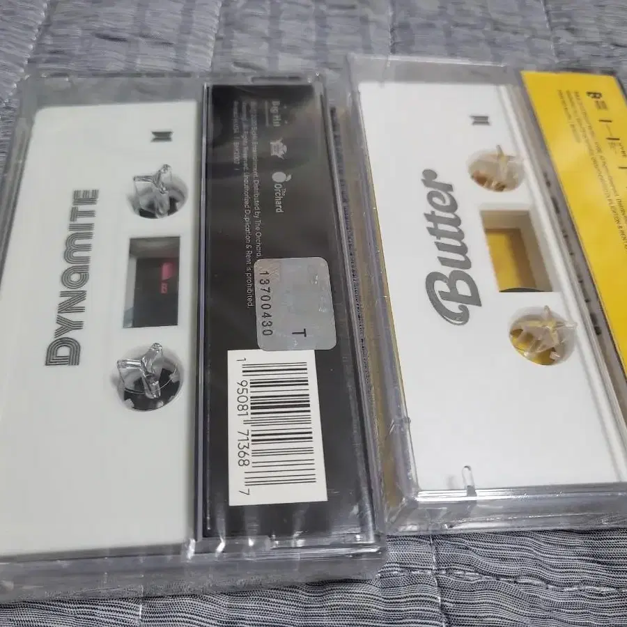 미개봉 butter/dynamite cassette