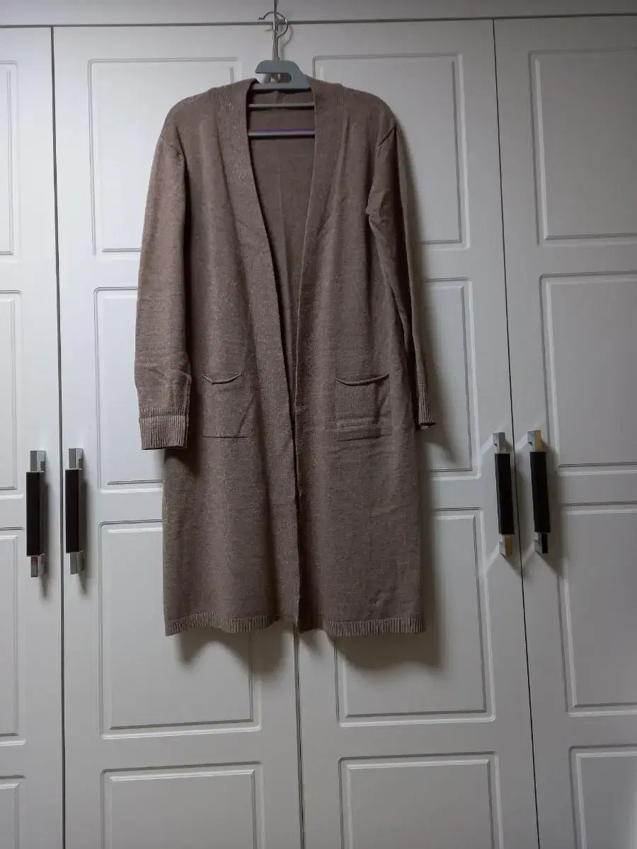 Beige knit long cardigan