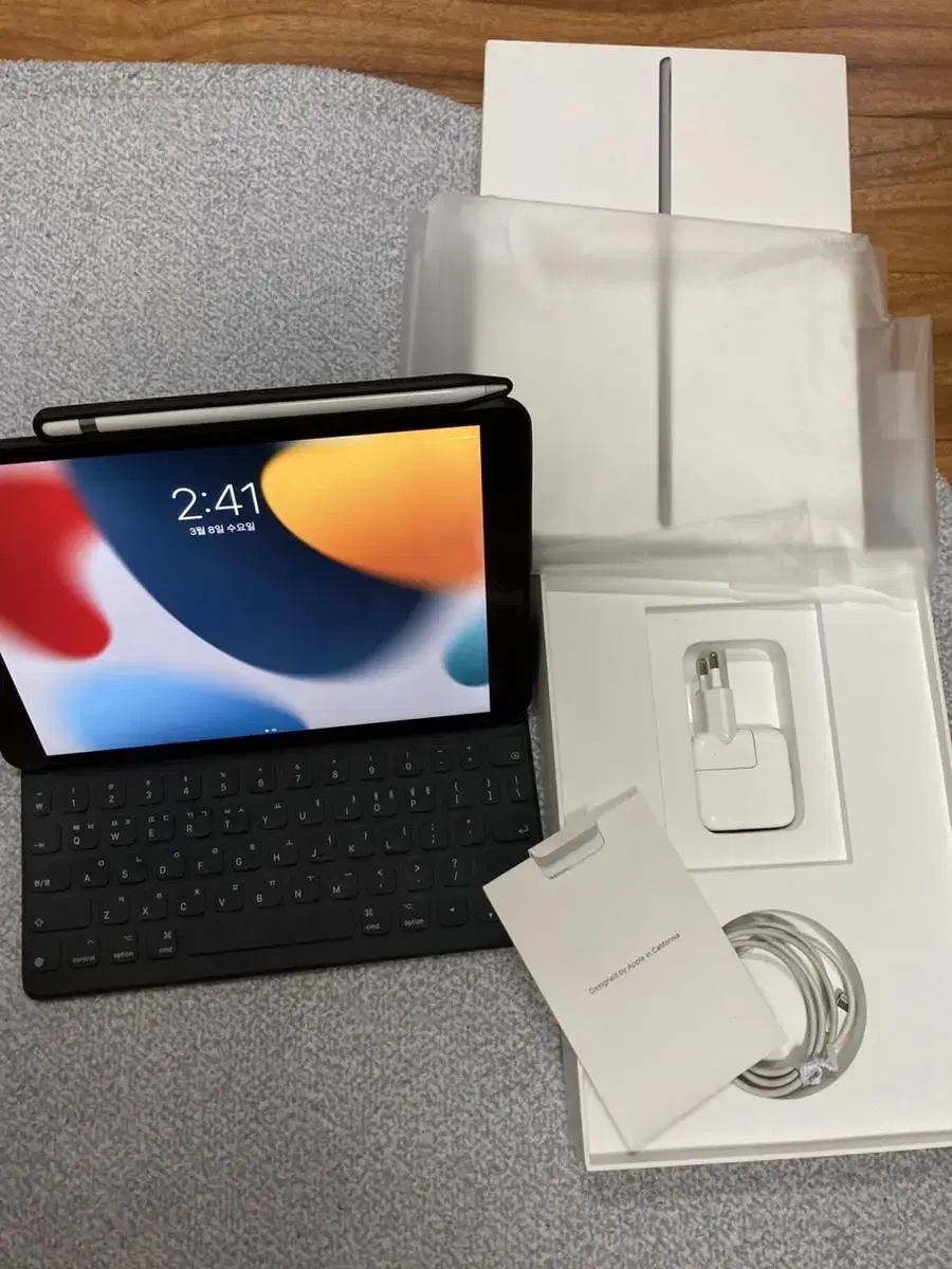 iPad Air 3 Keyboard Folio Apple Pencil