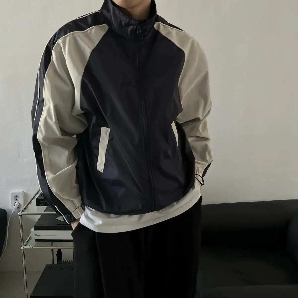 Varsity nylon windbreaker 남자 바시티 나일론 자켓