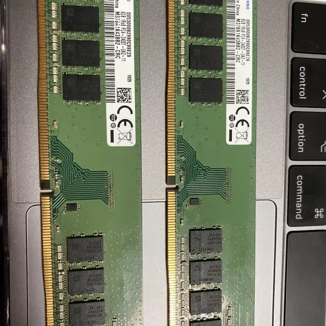 DDR4 8gb X2 B 다이