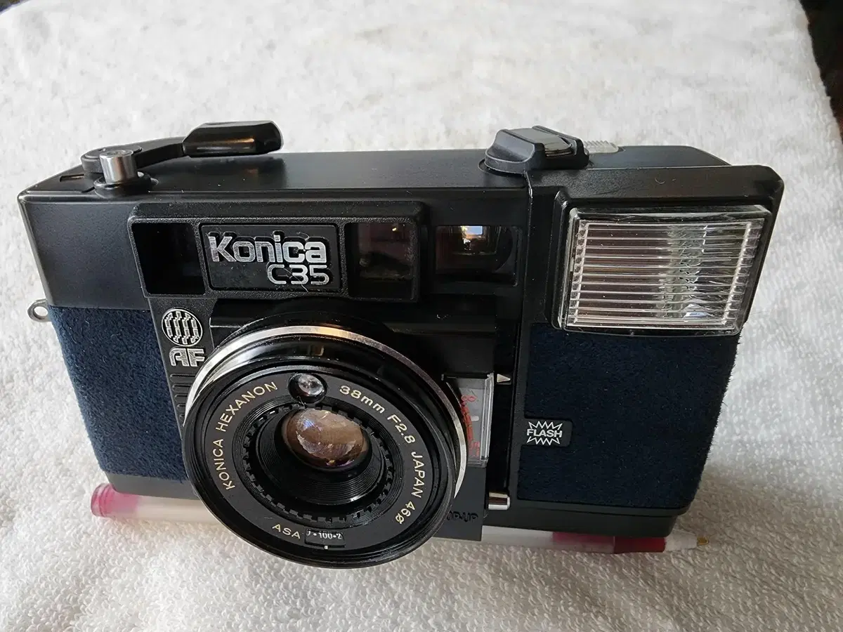 konica C35 AF