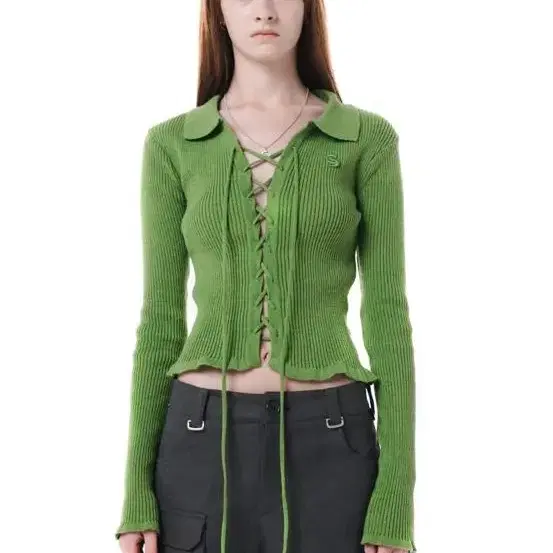 CERRIC EYELET SHIRRING COLLAR KNIT GREEN