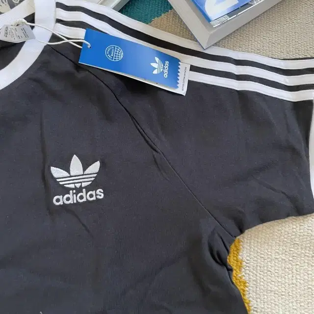 S M L XL adidas 아디다스 남자 여자 반팔 티셔츠