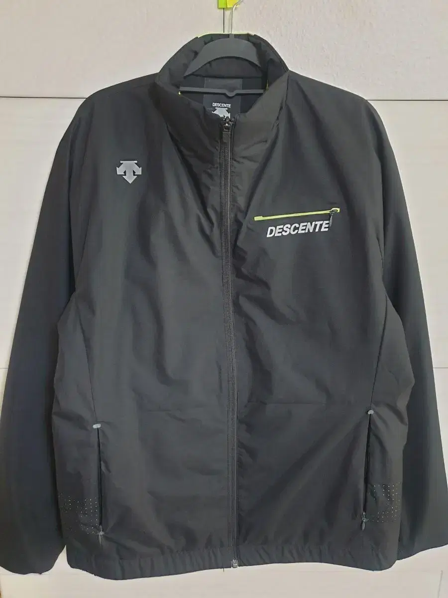 Descent Men's Fleece Jacket (size 105)