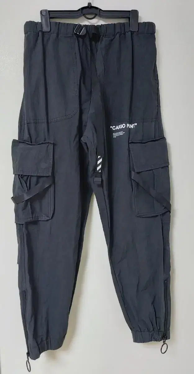 Men's Cargo Jogger Pants (29")