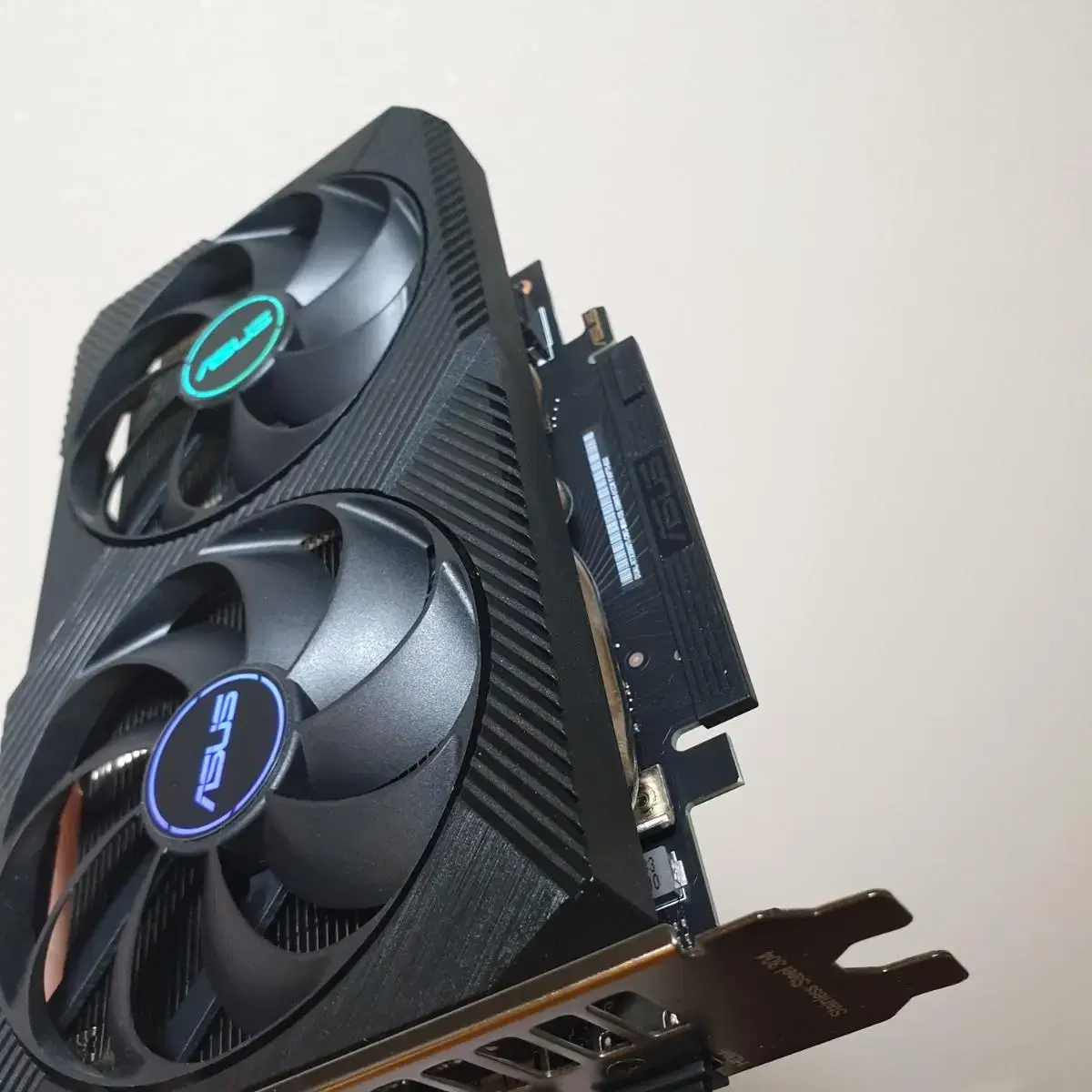 ASUS RTX 3060TI 새상품상태 // 풀박스