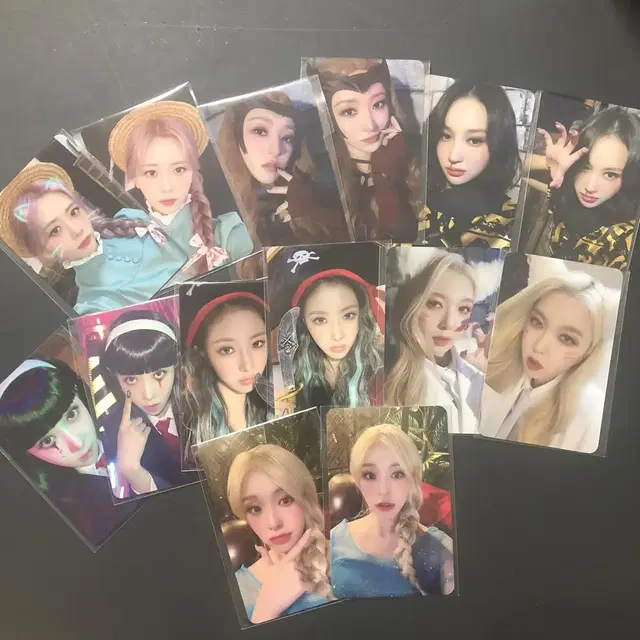 드림캐쳐 팝업스토어 럭드 포토카드 dreamcatcher popup pc