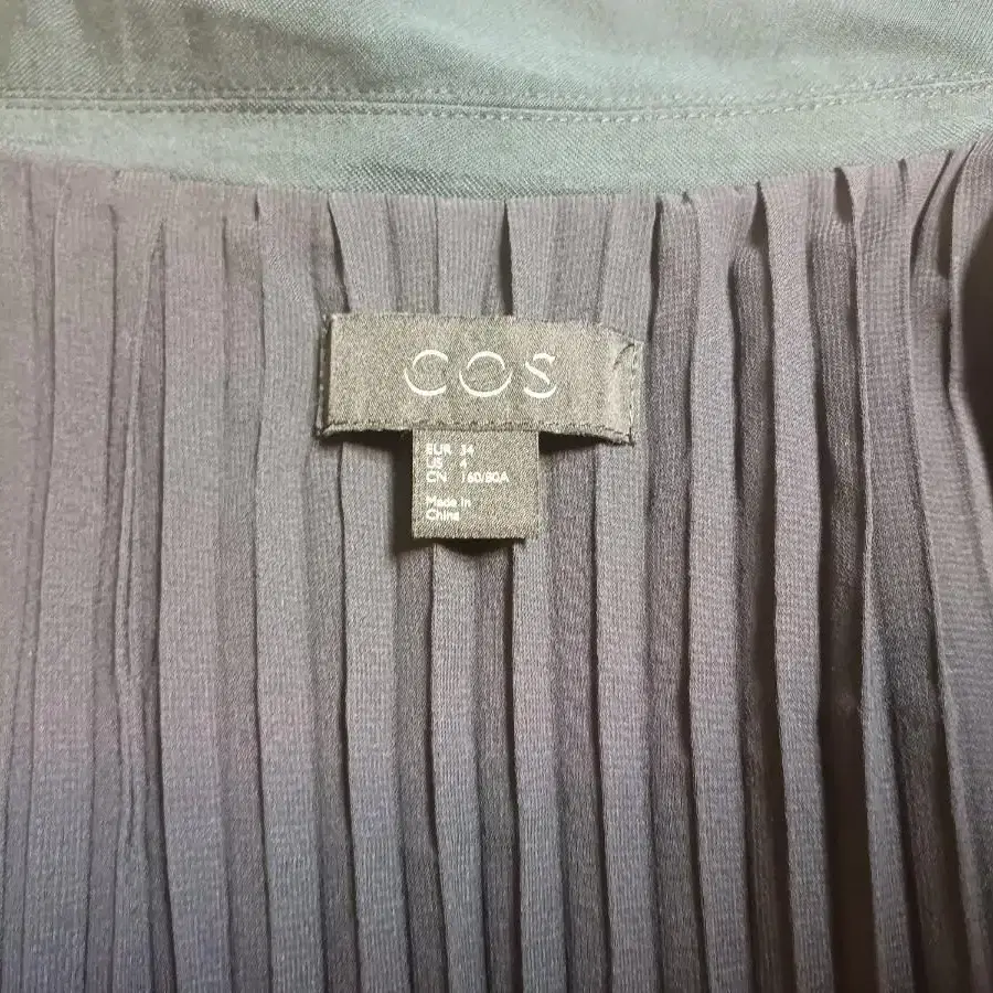 코스 COS 가디건 34 size