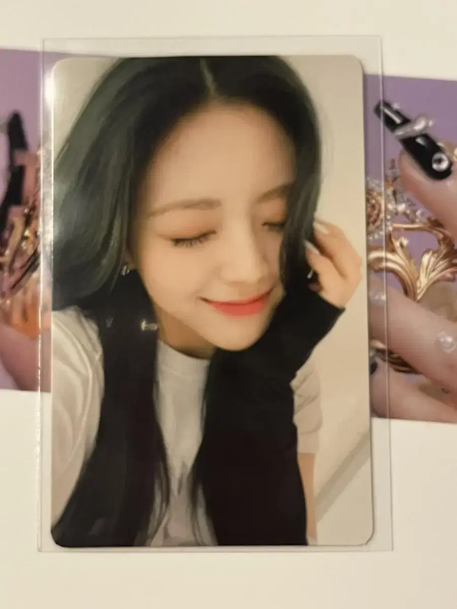 itzy yuna no bad days photocard no bad days