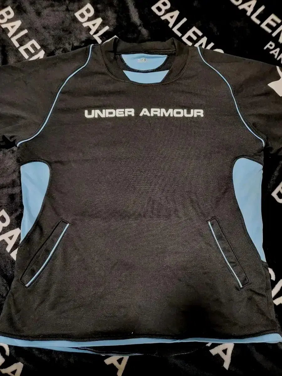 XL)underarmour 기능성 빅로고 츄리닝 돌핀