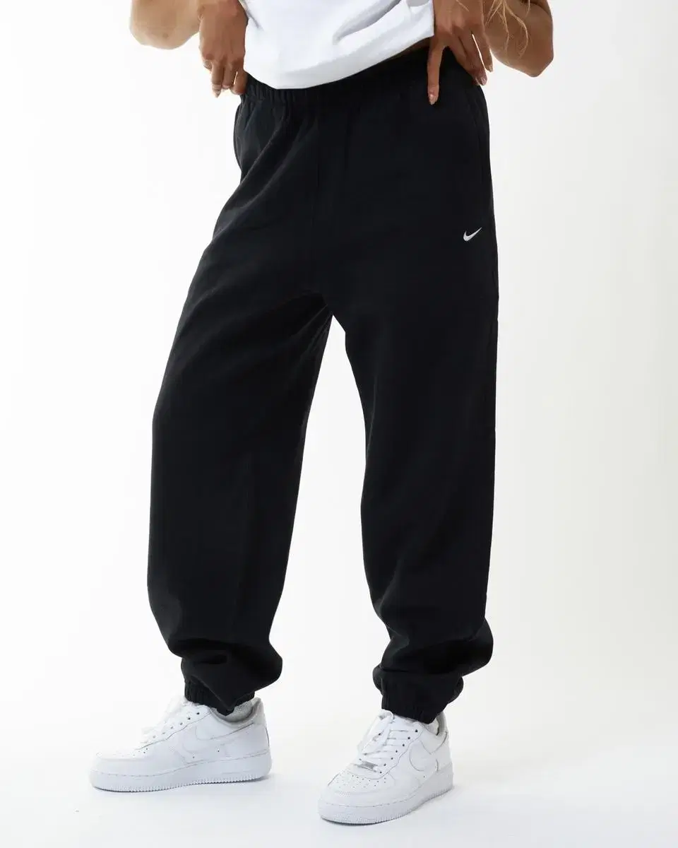 Nike Women's NRG Solo Swoosh Pleated Pants