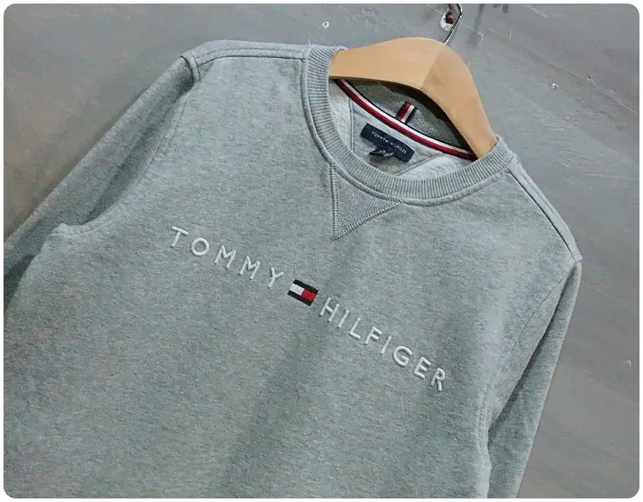 18-20) Tommy Hilfiger Jr.