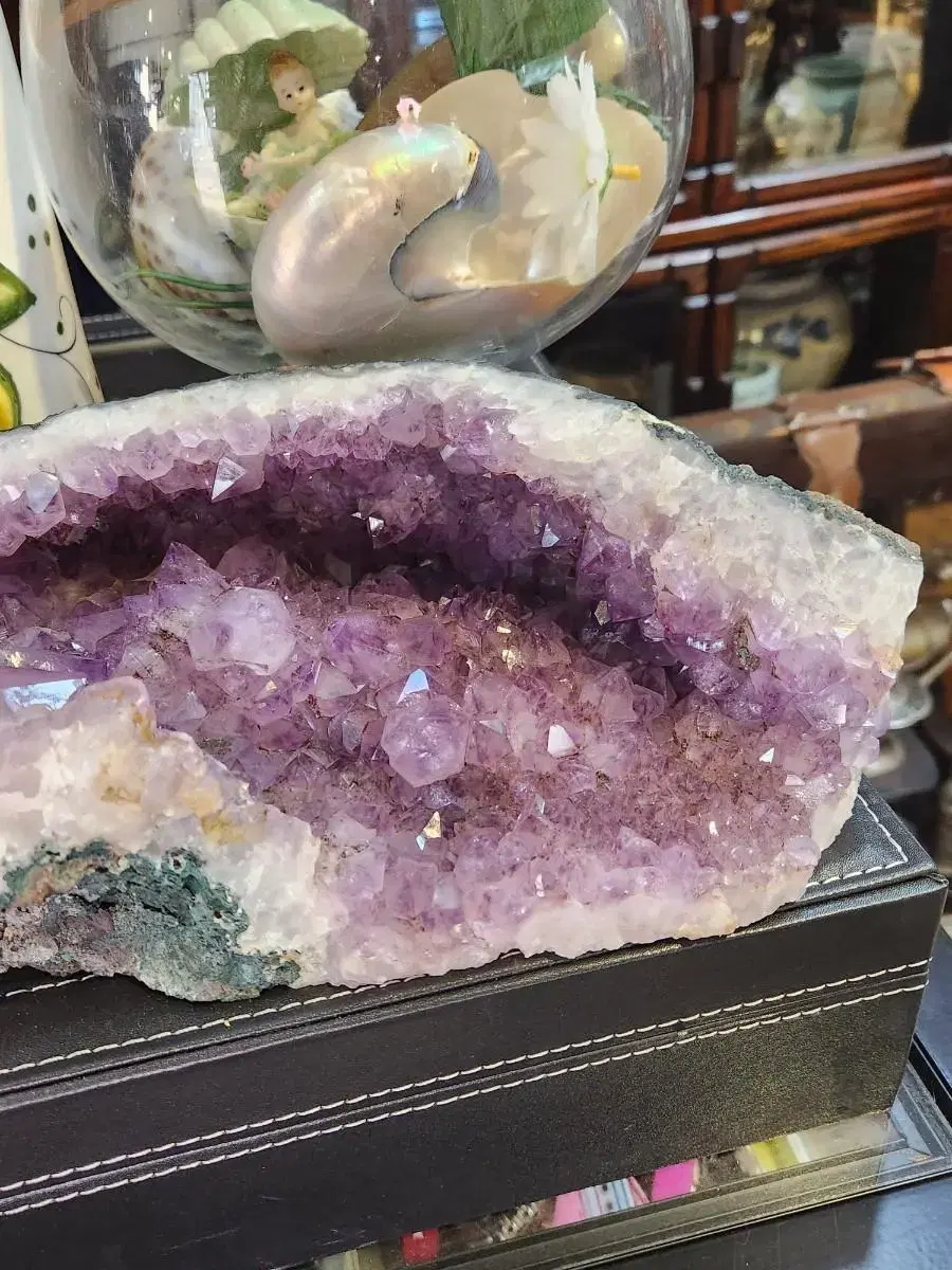 Amethyst 30 x 15