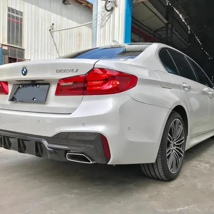 BMW 5시리즈 G30 프론트립 사이드립 리어디퓨저 바디킷 F90 M5