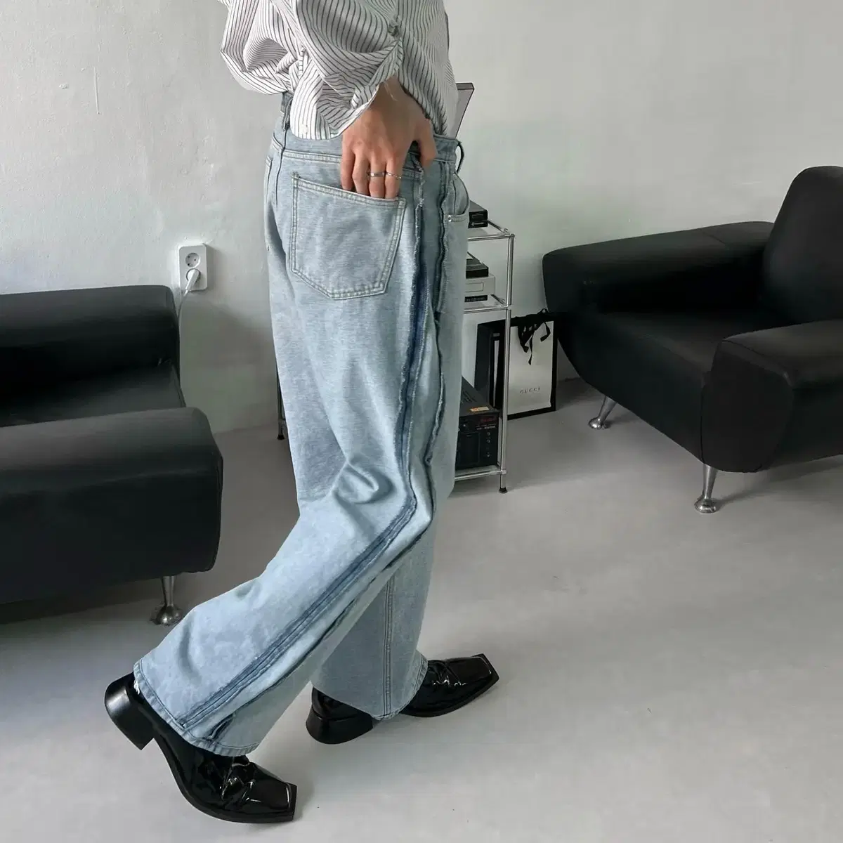 Reverse denim pants 남자 리버스 와이드 데님 팬츠 청바지