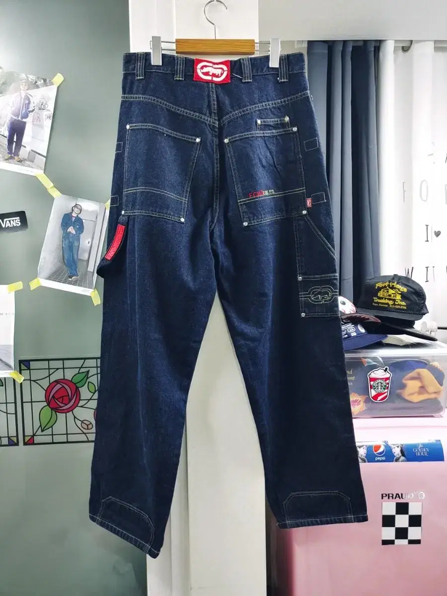 ECKO Old School Carpenter Pants Size 34 (in excellent condition)