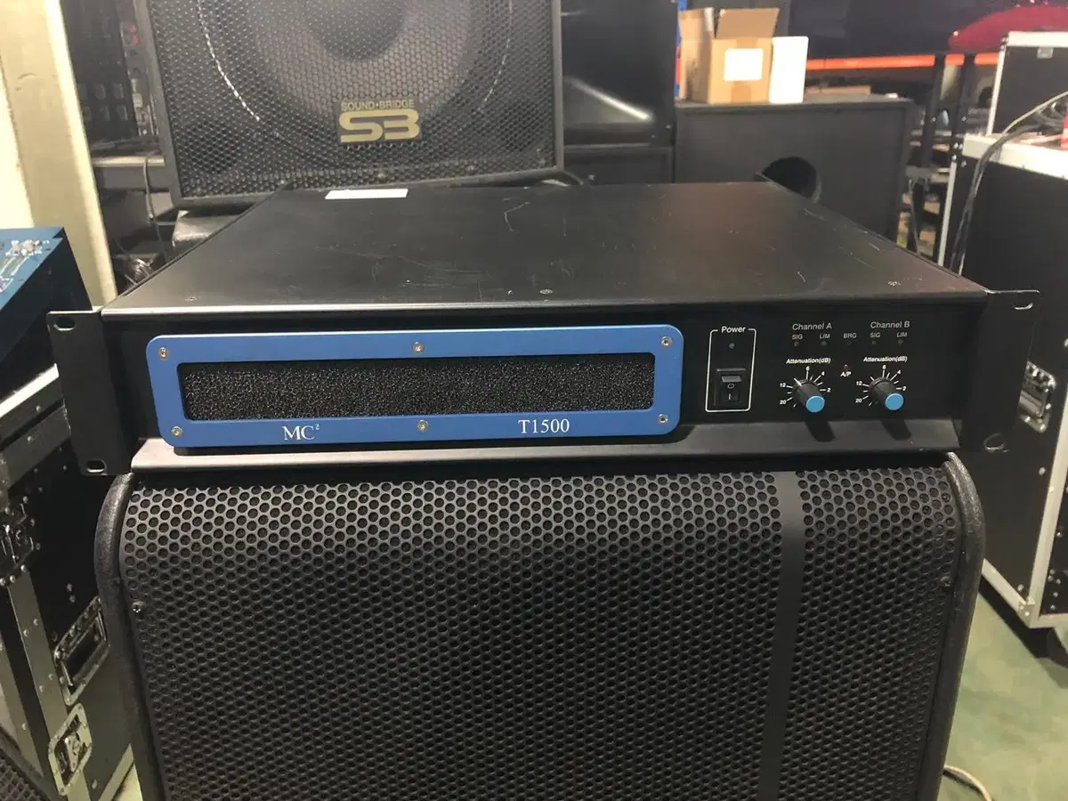 MC2 AUDIO T-1500 파워앰프