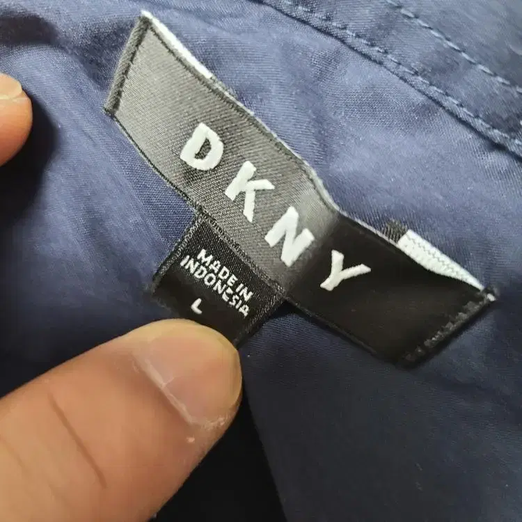 새상품 DKNY 105 L 솔리드 셔츠 남방 M-긴팔-078