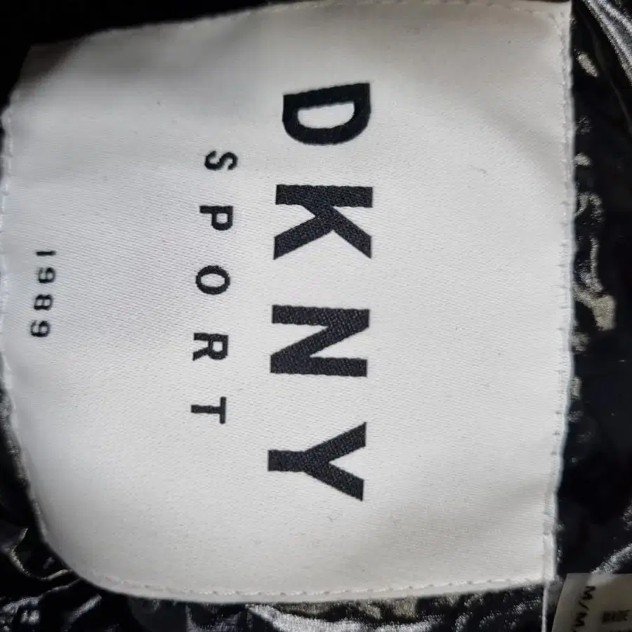 DKNY 여성 패딩 조끼