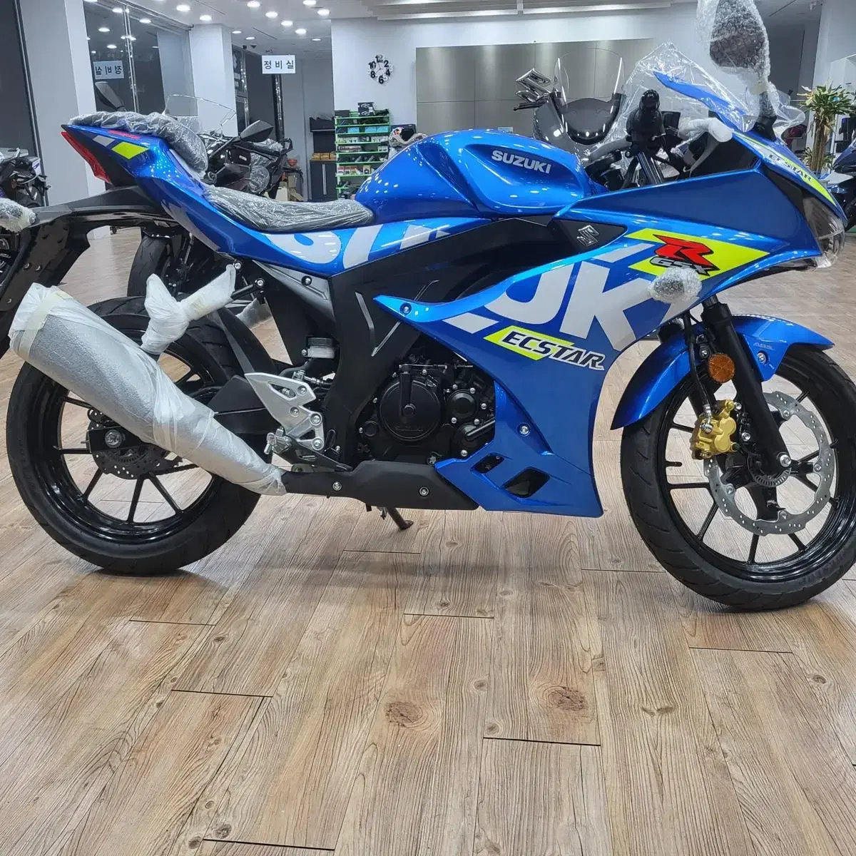 스즈키 GSX-R125  신차판매