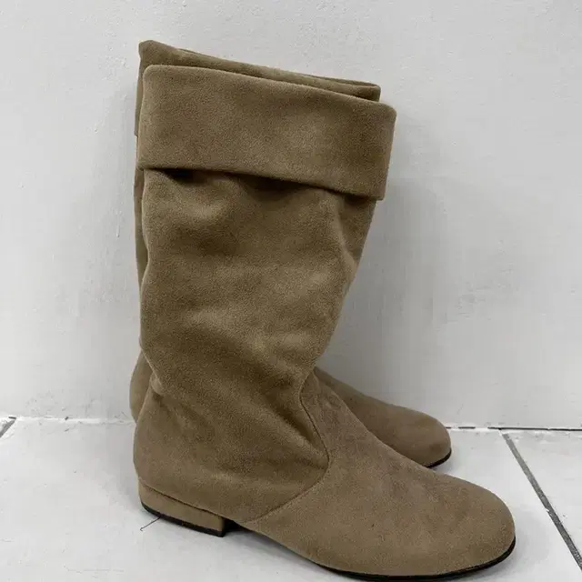 suede half boots