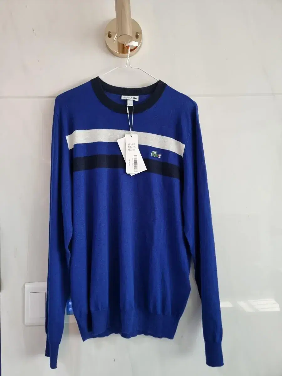 Lacoste Lightweight Padding + Knit Sells