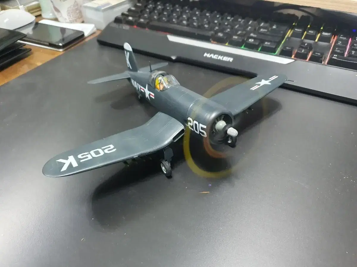 1/48 F4U-4 Korean War fighter plane model completed