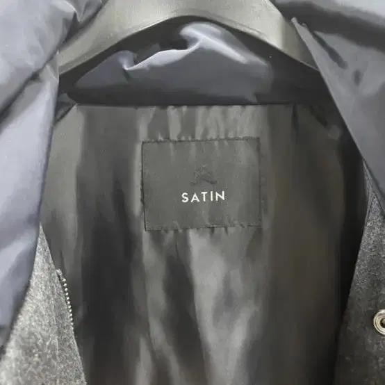 (새제품) 샤틴 SATIN 오리털 점퍼