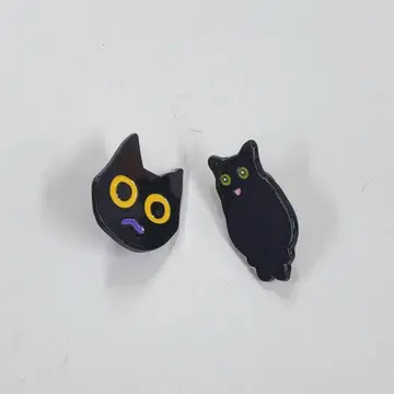 검은 고양이 캐릭터뱃지 핀뱃지 2개 | 브랜드 중고거래 플랫폼, 번개장터