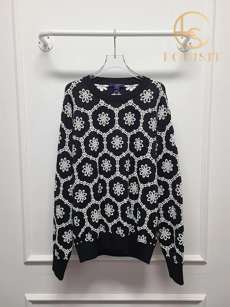 [S] Louis Vuitton Black Anglaise Embroidered Knit Sweater