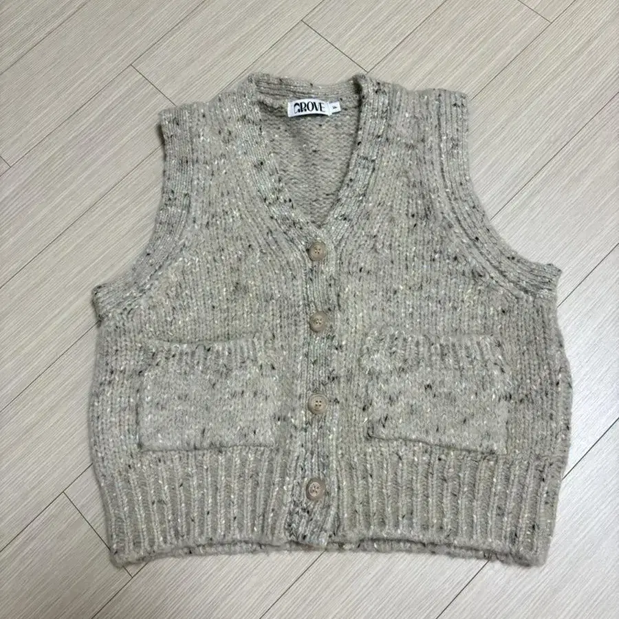 그로브스토어 NOV KNIT VEST 조끼 베스트 베이지