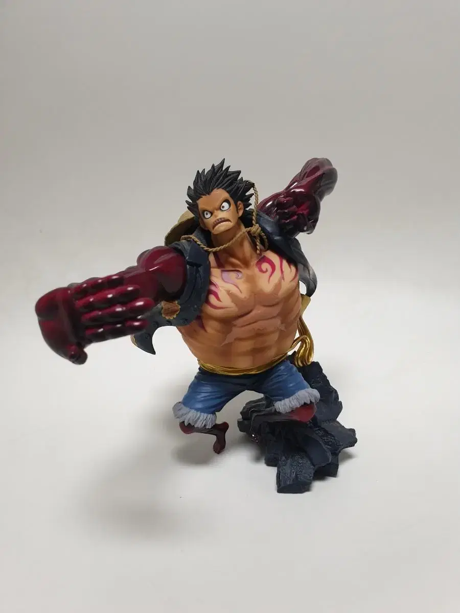 ONEPIECE Luffy Gear 4 Figures