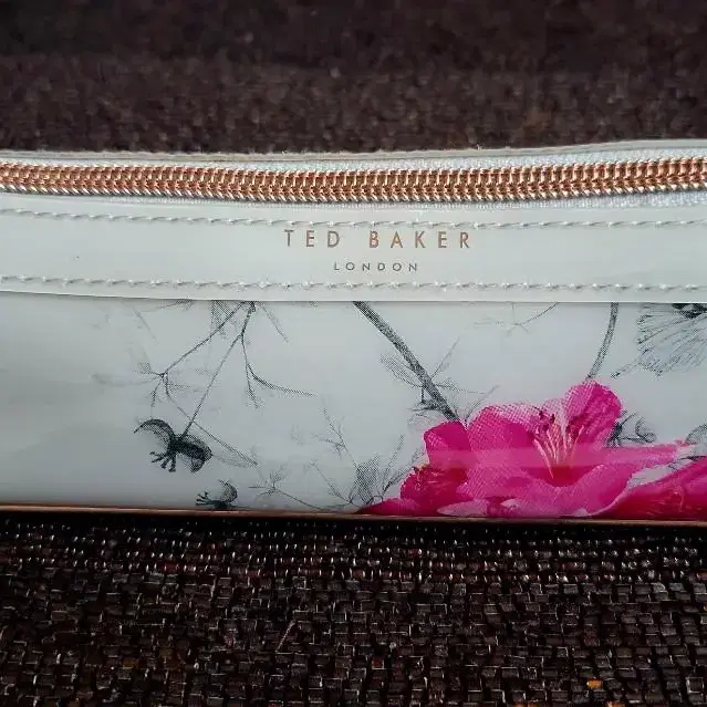 영국 TED BAKER 파우치