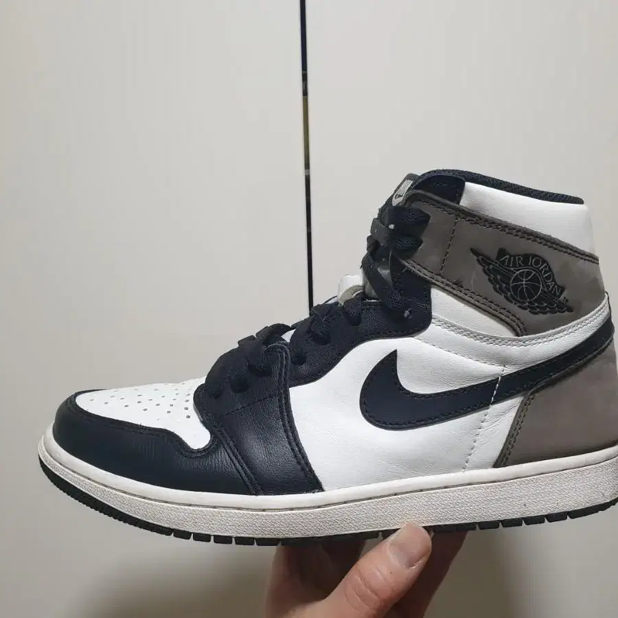 [275]조던1 다크모카 jordan1 다크모카 275